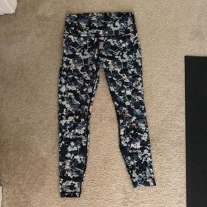 Wunder Under High-Rise Tight in Spring Bloom